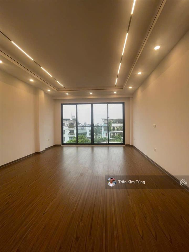 Bán nhà mặt phố cổ linh  long biên ~ 40m2 x 7 tầng thang máy kinh doanh đỉnh