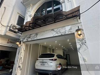 Bán nhà cổ linh đối diện aeon long biên, 42m 6 tầng, lô góc, thang máy ô tô vào.
