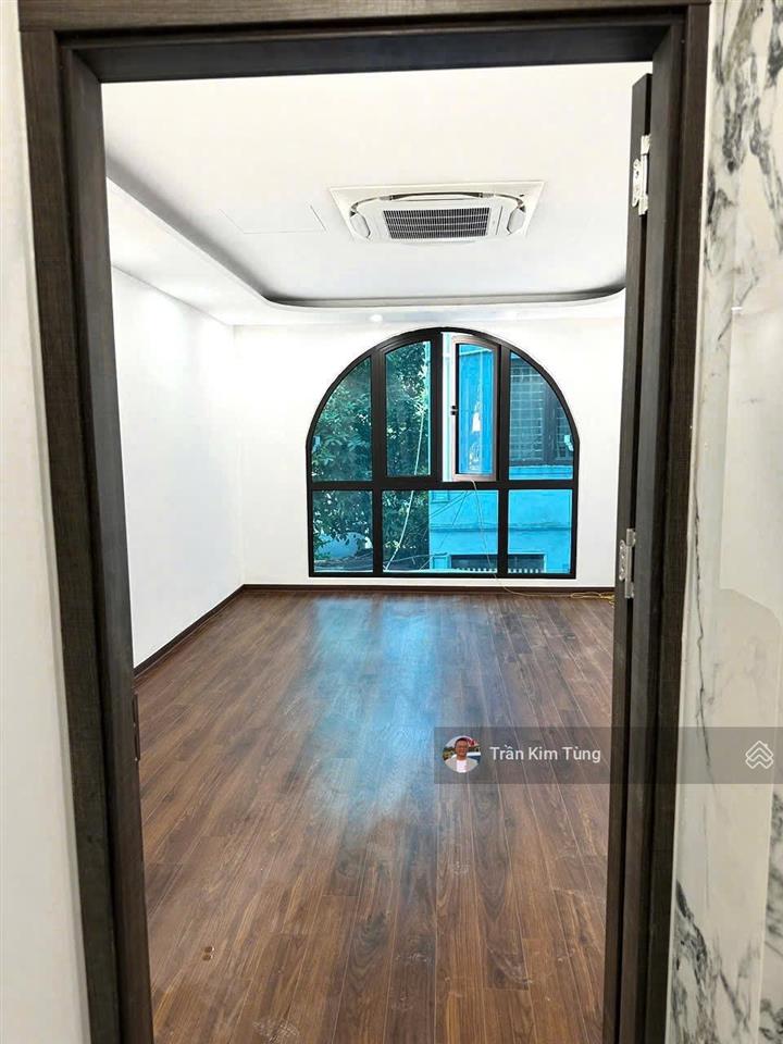 Bán nhà cổ linh đối diện aeon long biên, 42m² 6 tầng, lô góc, thang máy ô tô vào.
