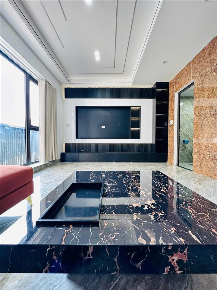 Bán nhà 35m x 7 tầng thang máy, ngõ 87 cổ linh thông phố ngọc trì, full nội thất. giá nhỉnh 8 tỷ