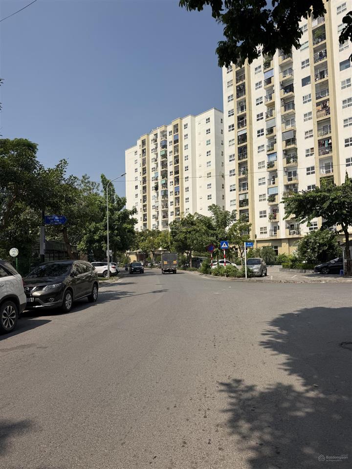 Cực hiếm! bán nhà 5 tầng 3 phòng ngủ, phố nguyễn văn cừ  gia thụy. sổ đỏ chính chủ. giá 5,2 tỷ