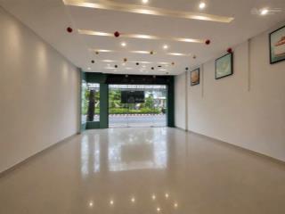 Giảm giá 10tr cho thuê mặt bằng hơn 120m2 mặt tiền đường yersin  thủ dầu một  bd