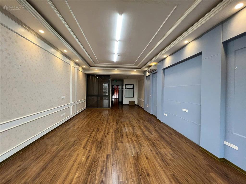 Văn phòng vị trí hot dt 70m2 giá ưu đãi tại nguyên hồng, đống đa.  0963 889 ***