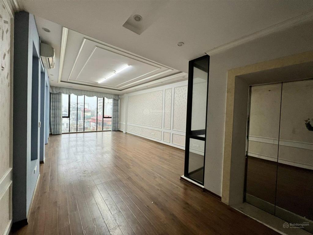 Văn phòng vị trí hot dt 70m2 giá ưu đãi tại nguyên hồng, đống đa.  0963 889 ***