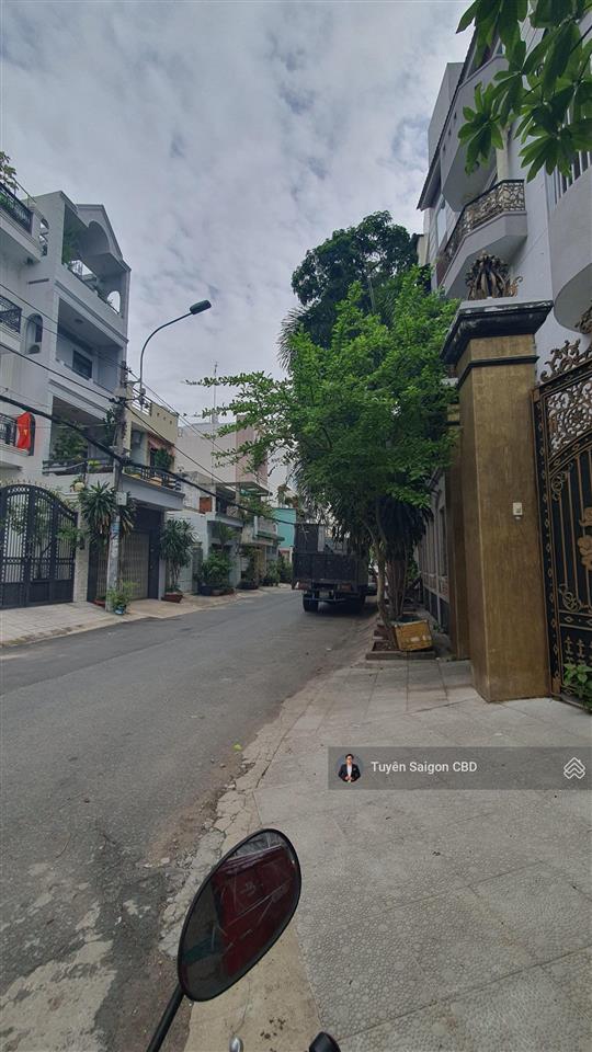 Bán nhà mặt tiền cư xá phú lâm a, dài 40m, 2 mặt tiền, 14 tỷ vnd, 155m2, view đẹp công viên