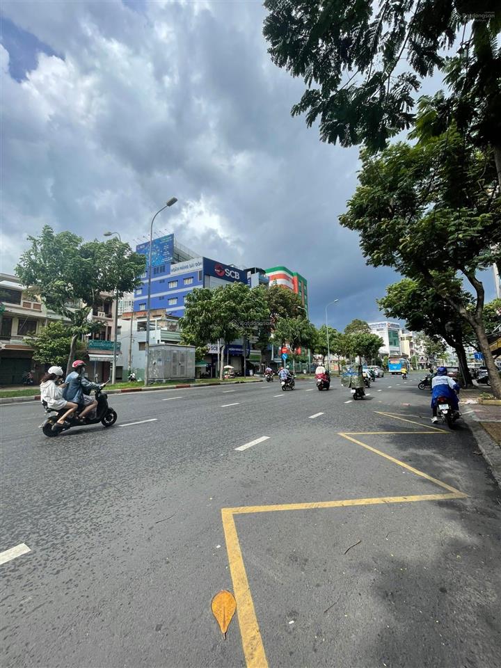 Chính chủ bán nhà mặt tiền phố đông y hải thượng lãn ông, 4x25m, trệt lửng 4 tầng, 36 tỷ còn tl