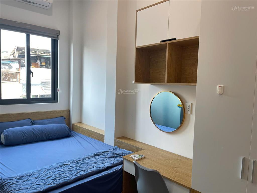 Chính chủ cho thuê chdv lê quang định lầu 4 2 cửa sổ thoáng mát cao cấp  full nội thất vip