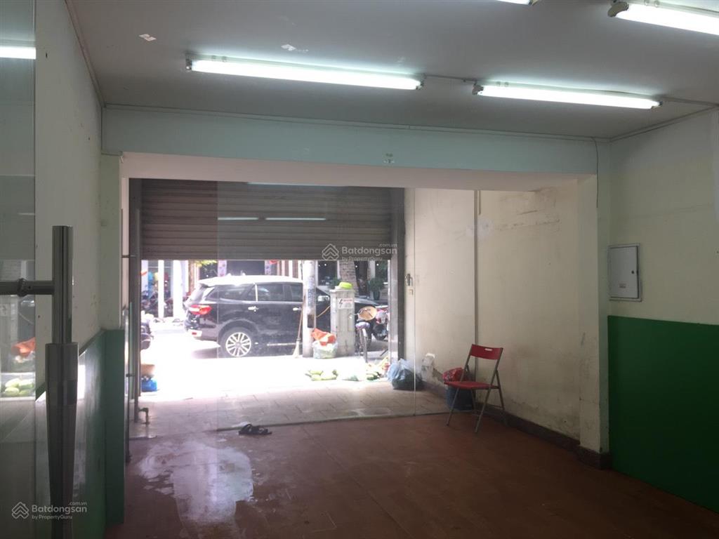 Cho thuê nhà mặt phố 28 ngô thì nhậm, hai bà trưng diện tích 90m x 4 tầng, có thang máy