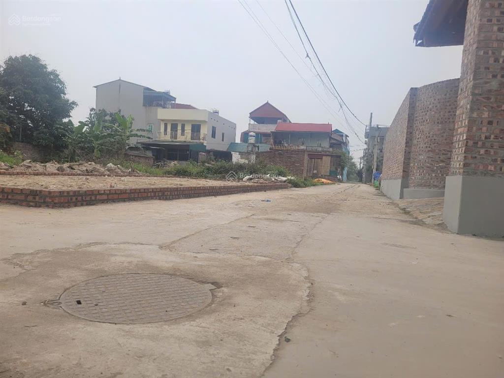 Bán đất lô góc đẹp vị trí tiềm năng  quang minh, mê linh, hà nội