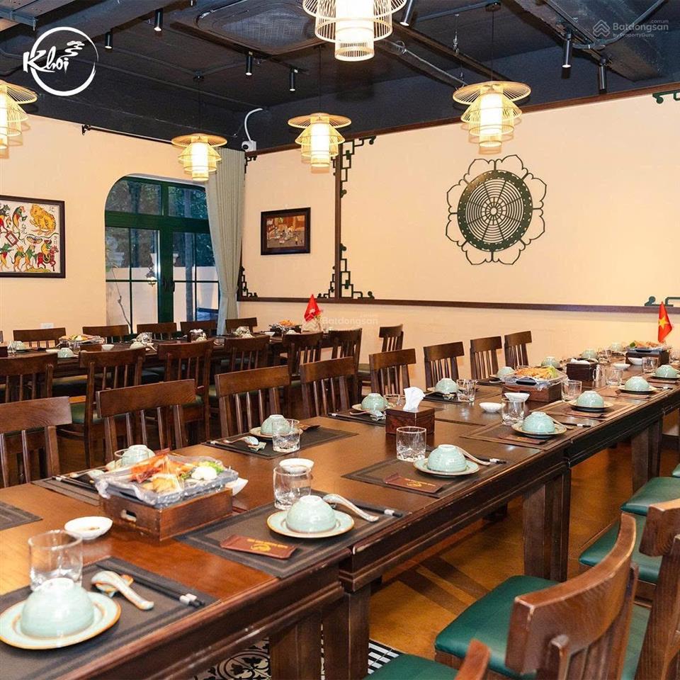 Bán nhà mặt phố lý thường kiệt, hoàn kiếm  lô góc  dt 355m2, 3 tầng, giá 350 tỷ.  0902 818 ***