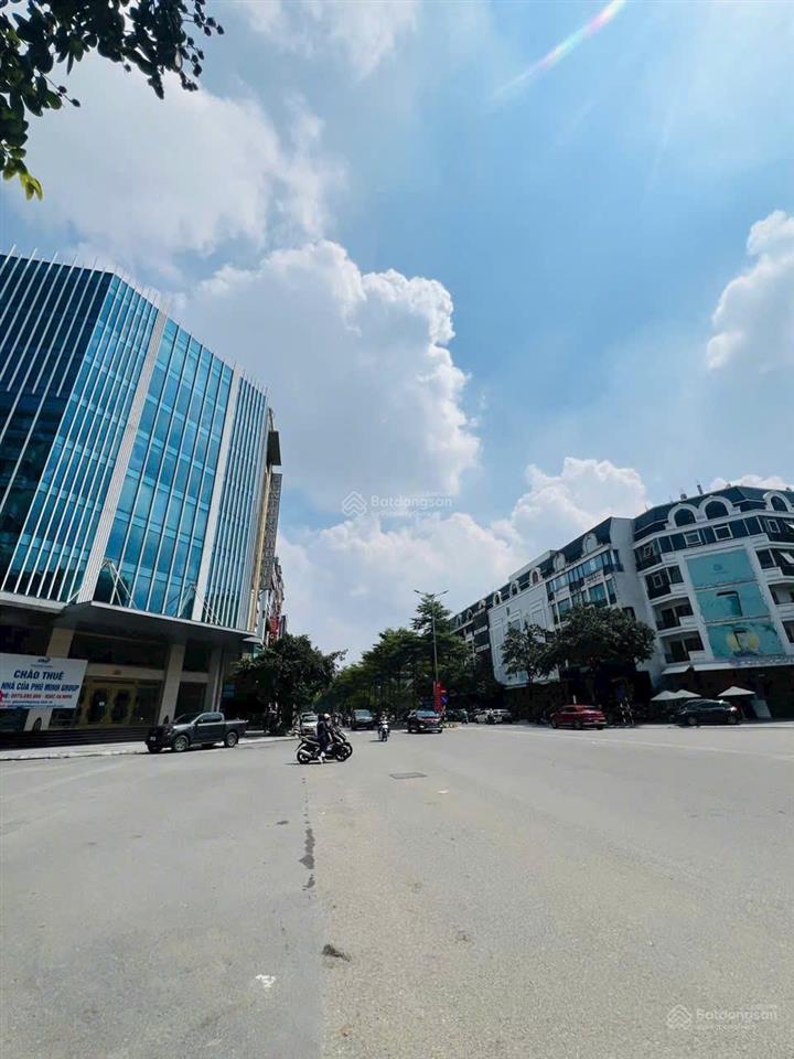 Bán nhà trần thái tông 126m2 x mt 8m  9 tầng  giá 76 tỷ, dòng tiền 180tr/th. gpxd, pccc đầy đủ