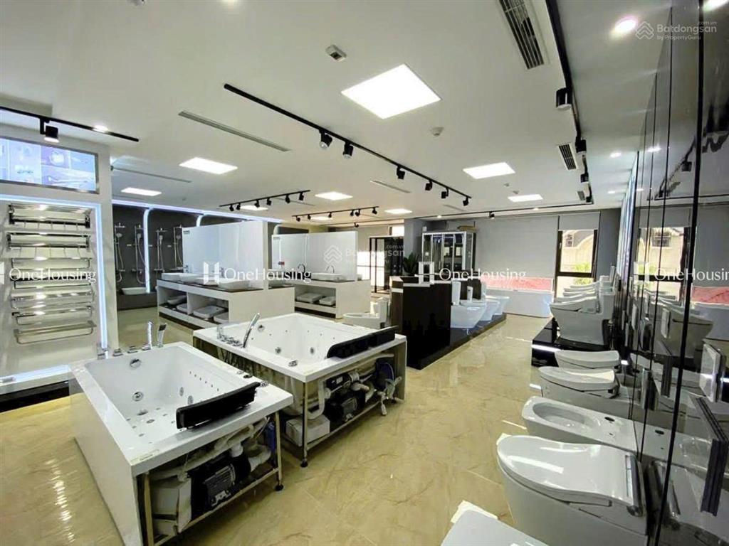 Bán nhà trần thái tông 126m2 x mt 8m  9 tầng  giá 76 tỷ, dòng tiền 180tr/th. gpxd, pccc đầy đủ