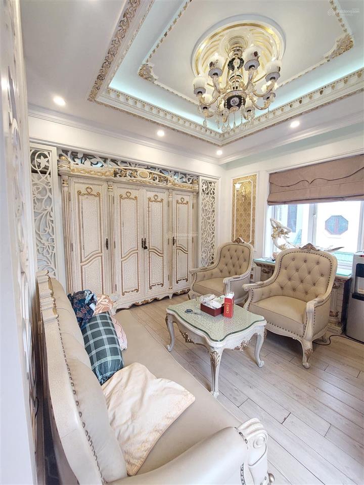 Bán biệt thự kđt dịch vọng đường thành thái  cầu giấy, vỉa hè, an sinh đỉnh, 215m2, 4 tầng, mt 14m