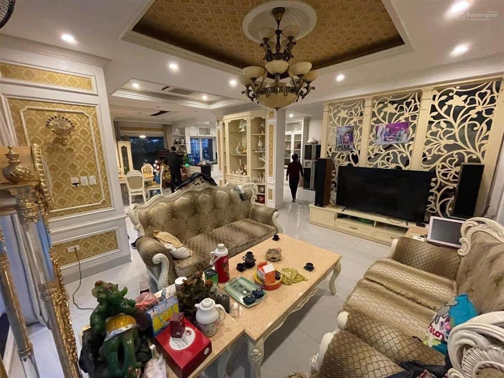 Bán biệt thự kđt dịch vọng đường thành thái  cầu giấy, vỉa hè, an sinh đỉnh, 215m2, 4 tầng, mt 14m