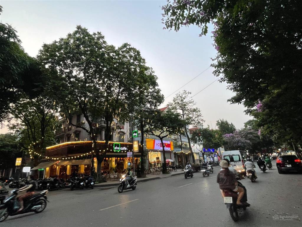 Bán biệt thự tây nam linh đàm 350m2, mt 30m, 4 tầng, lô góc, gần hồ linh đàm, giá 138tỷ.