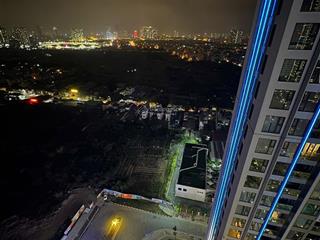 Cho thuê căn hộ chung cư cao cấp 64m2 với 2 phòng ngủ 2 vệ sinh đủ nội thất