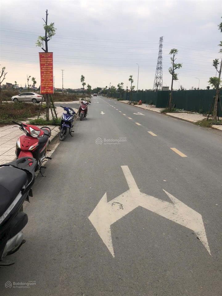 Cần bán 60m2 đất đấu giá x2 la tinh, dãy view hồ điều hòa.  0961 628 ***