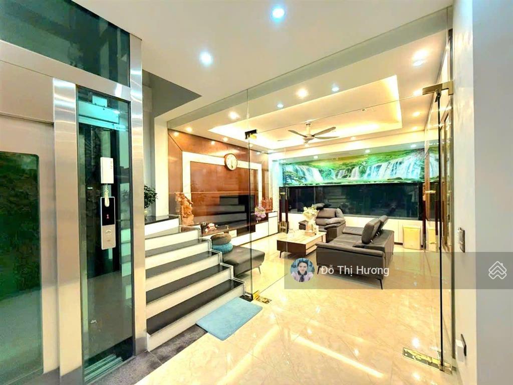 Bán liền kề 5 tầng thang máy kđt an hưng  hà đông, chỉ việc xách vali về ở.  0961 628 ***