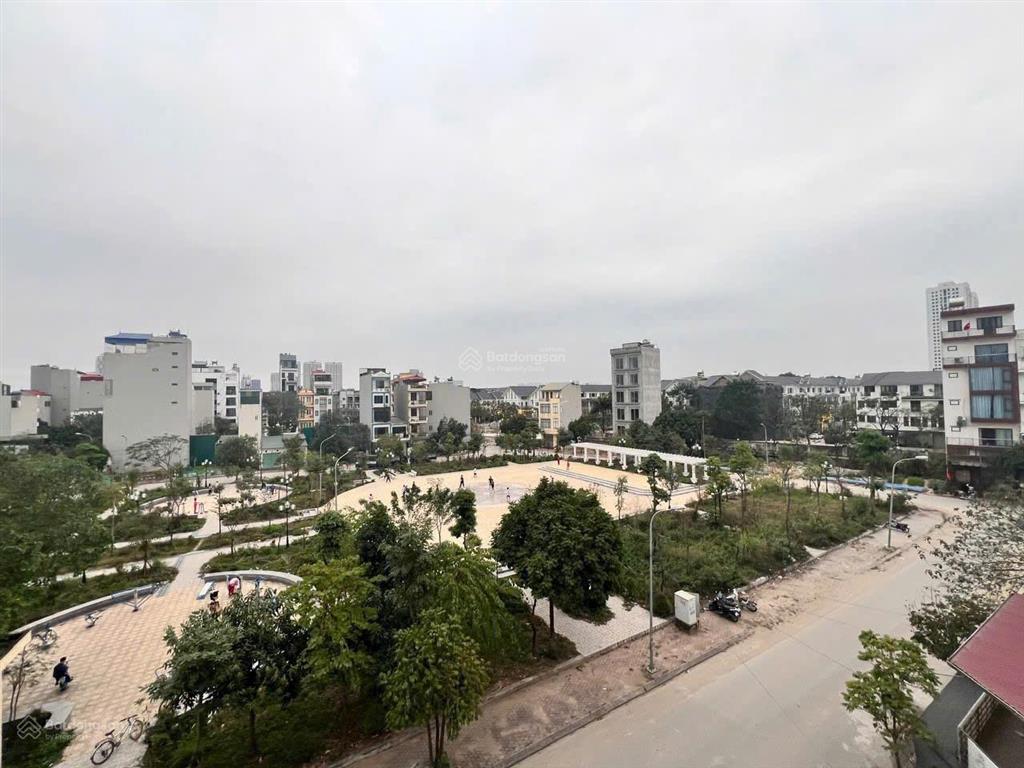 Chủ bán gấp ô đất cl1642 khu dịch vụ đồng đế, dương nội, gần aeon, hai mặt thoáng.  0961 628 ***