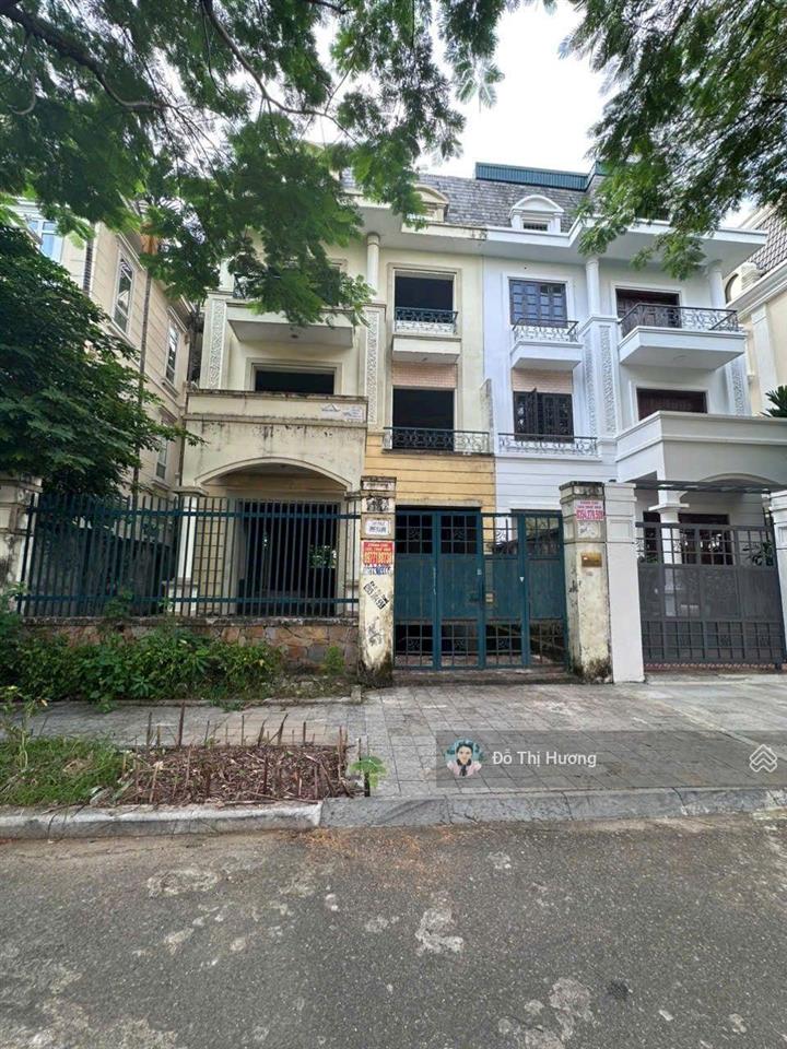 Chỉ 36 tỷ có ngay bt an khang  dương nội  ngay gần cổng vào, hồ thiên văn học.  0961 628 ***