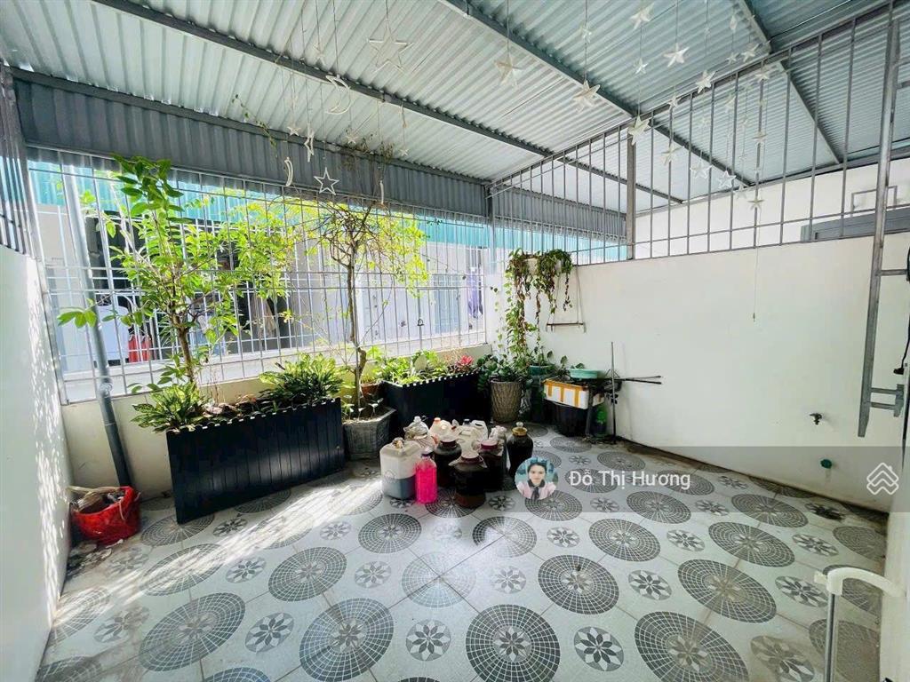 Chỉ 5 tỷ có ngay căn nhà 5 tầng ngay dương nội, gần ô tô, full nội thất, chỉ về ở.  0961 628 ***