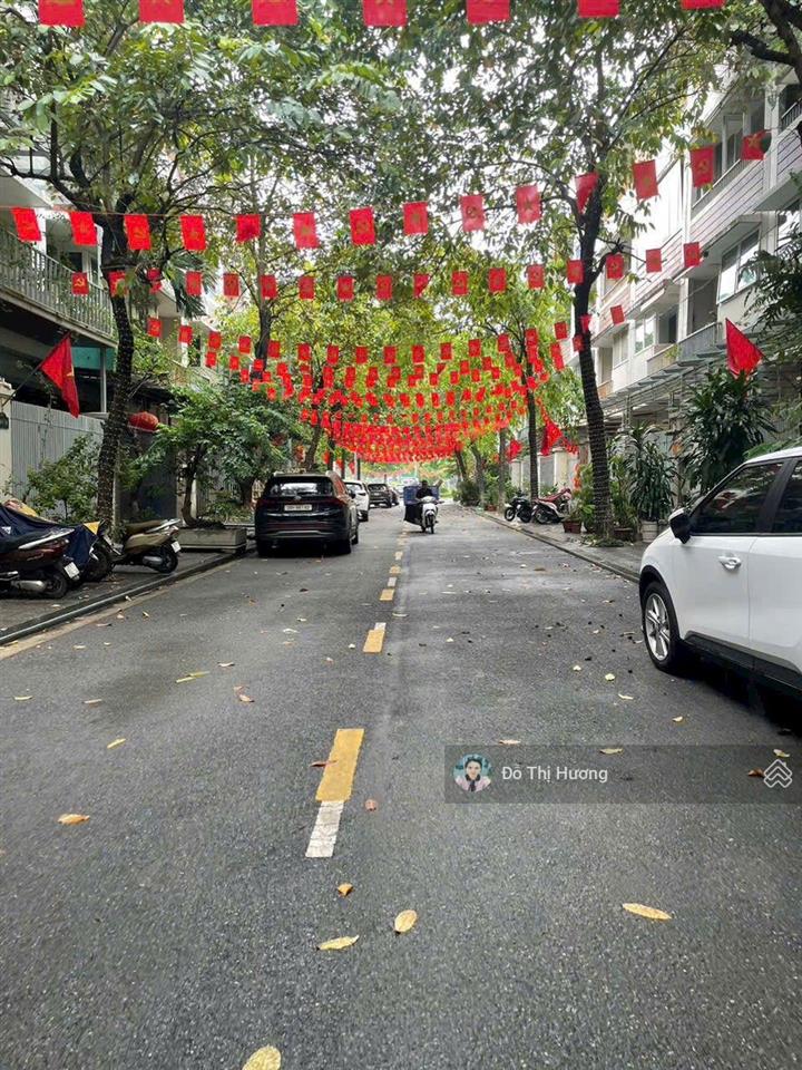 Chỉ 18 tỷ có ngay liền kề 5 tầng an hưng  dương nội,nhà hoàn thiện,ngay hồ điều hòa.  0961 628 ***