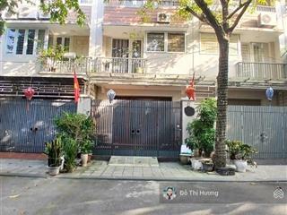 Chỉ 18 tỷ có ngay liền kề 5 tầng an hưng  dương nội,nhà hoàn thiện,ngay hồ điều hòa.  0961 628 ***