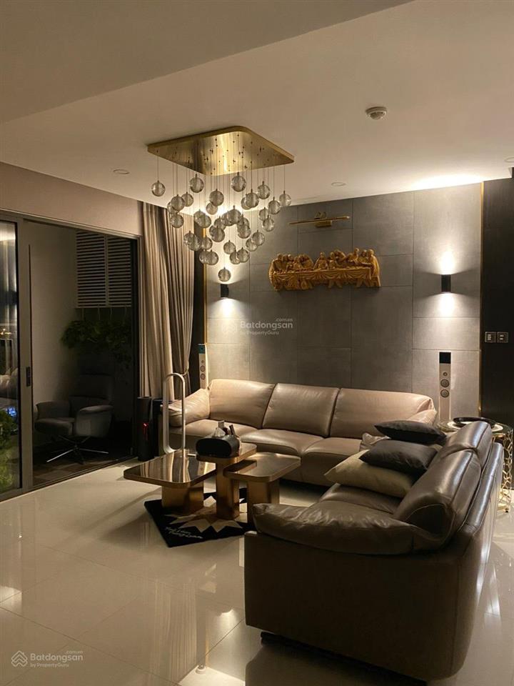 Bán căn 4pn saigon royal quận 4  căn góc view bitexco pháo hoa + trung tâm tài chính thủ thiêm