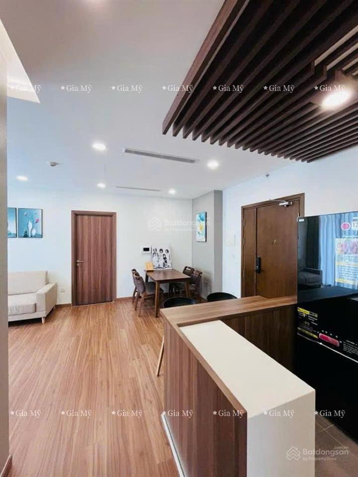 Cho thuê 3pn eco green l full nội thất l view q1 pháo hoa l giá tốt 23 triệu chốt. sẵn pass xem nhà