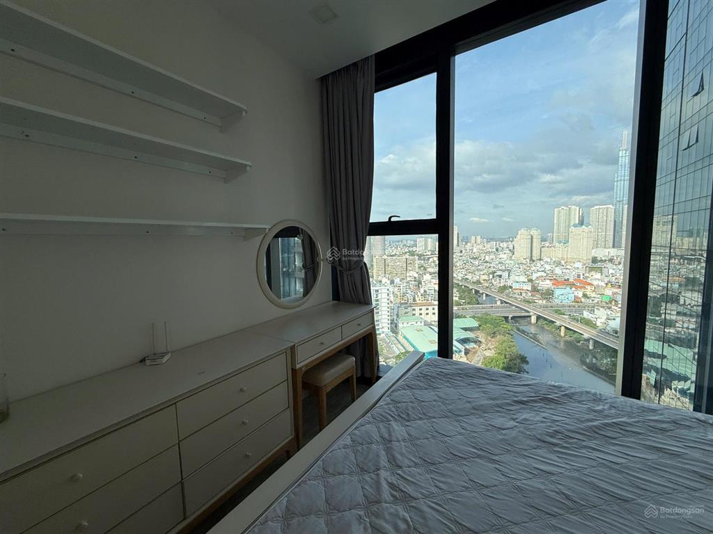 Bán 2pn vinhomes bason quận 1. view sông thoáng. sẵn hđt cao. đã có sổ. 13,2 tỷ (all in)