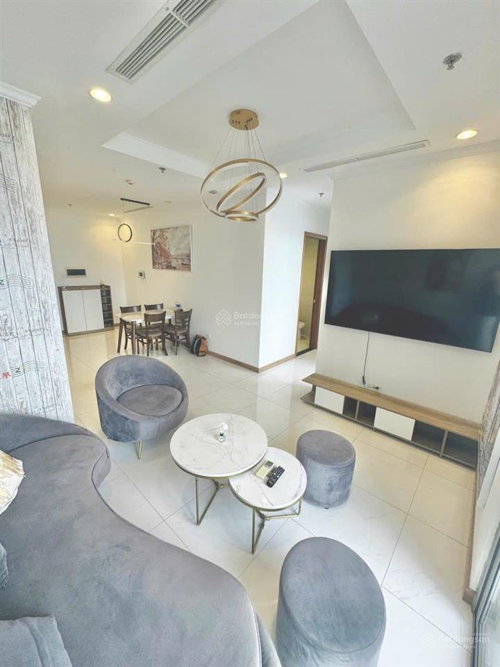 Hạ giá bán gấp căn 2pn view sông, vinhomes central park, giá tốt cho đầu tư.  ngay ruby homes