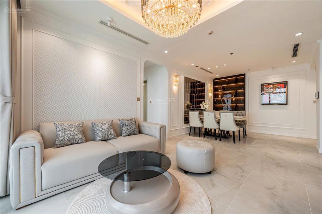 Bán gấp căn 3pn 117m2, vinhomes central park, bình thạnh, nội thất châu âu, view cực chill