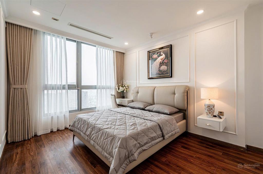 Bán gấp căn 3pn 117m2, vinhomes central park, bình thạnh, nội thất châu âu, view cực chill