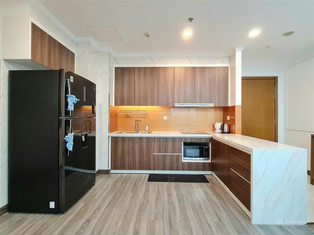 Bán gấp 2pn vinhomes central park, view trực diện sông, nội thất decor cao cấp