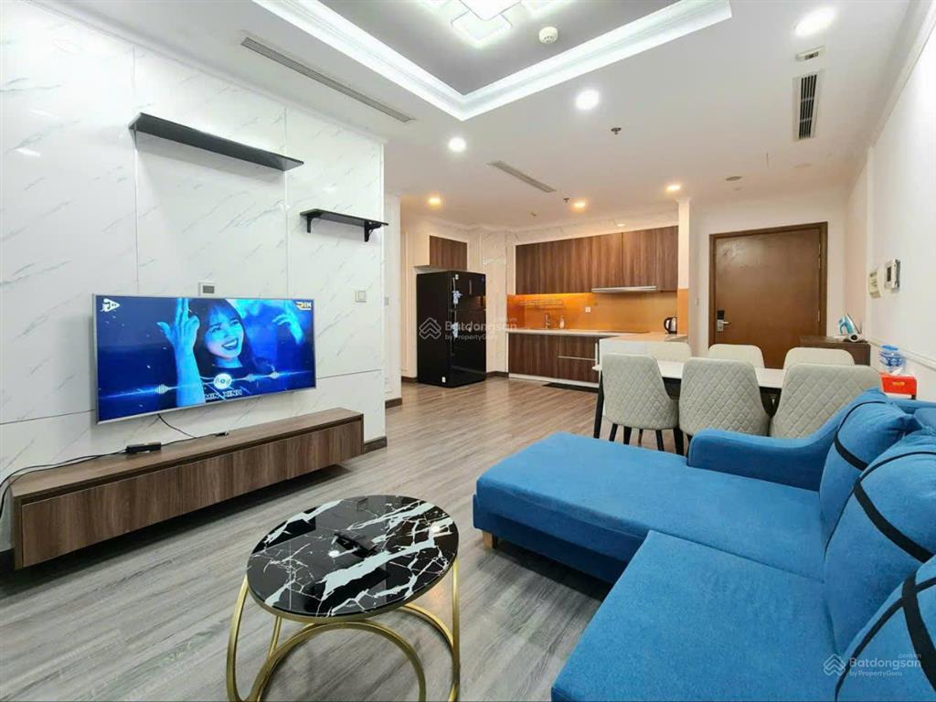 Bán gấp 2pn vinhomes central park, view trực diện sông, nội thất decor cao cấp