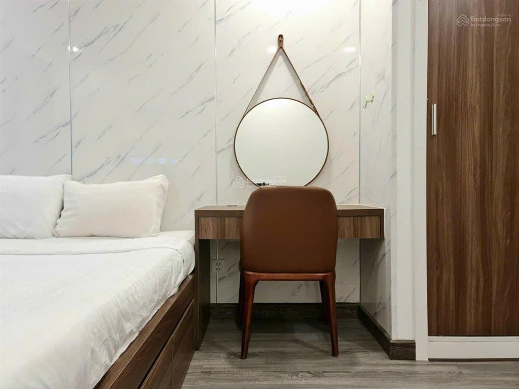 Bán gấp 2pn vinhomes central park, view trực diện sông, nội thất decor cao cấp