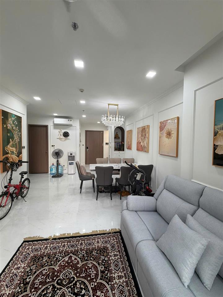 Hạ giá bán nhanh căn hộ 2 pn vinhomes central park full nội thất decor cao cấp, view thoáng mát