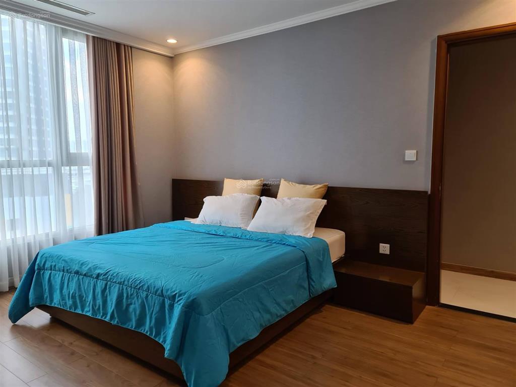 Cho thuê giá siêu tốt 3pn vinhomes central park, full nội thất sang xịn, view thoáng đẹp