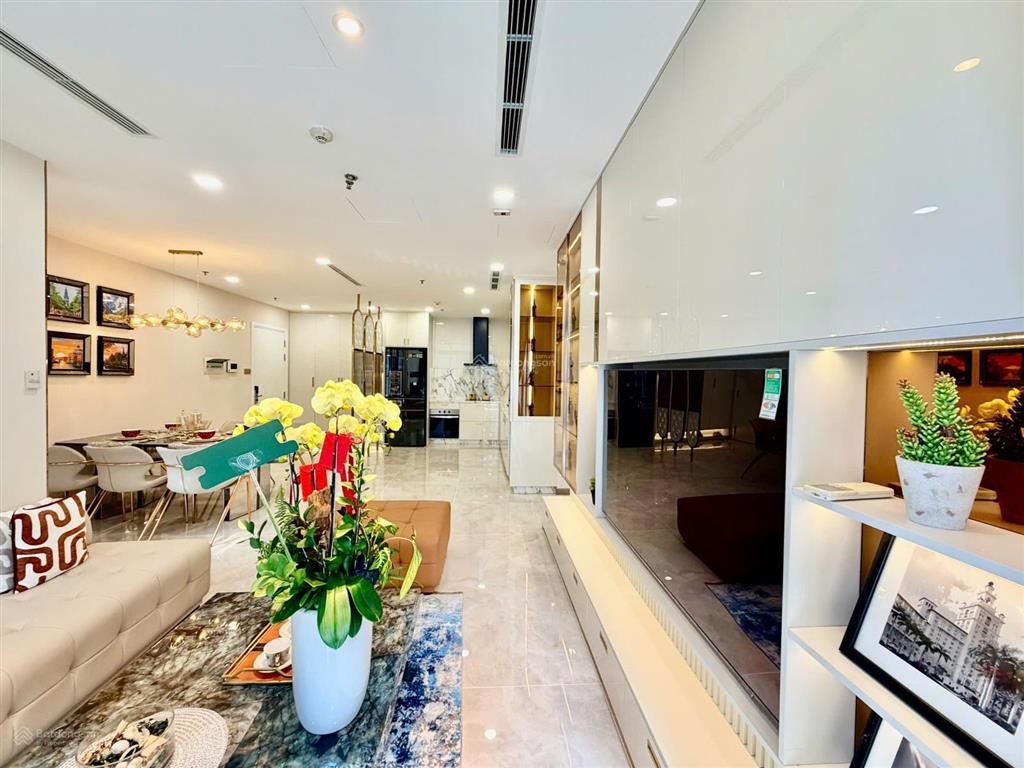 Giảm đậm sâu bán 4pn vinhomes central park, full nội thất decor xịn sò, view thoáng mát