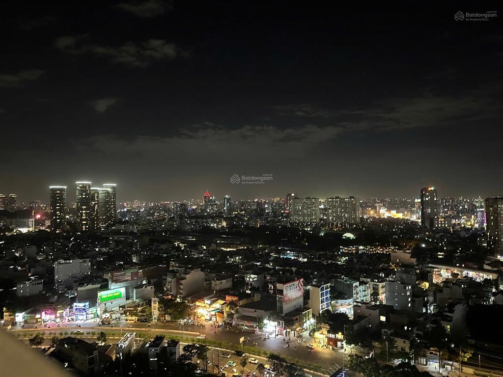 Hạ giá bán gấp 3pn vinhomes central park, căn góc full nội thất xịn, view sông và city cực chill