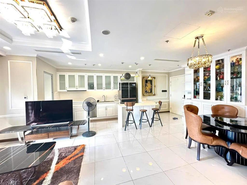 Hạ giá bán gấp 3pn vinhomes central park, căn góc full nội thất xịn, view sông và city cực chill