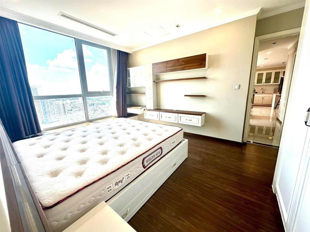 Hạ giá bán gấp 3pn vinhomes central park, căn góc full nội thất xịn, view sông và city cực chill