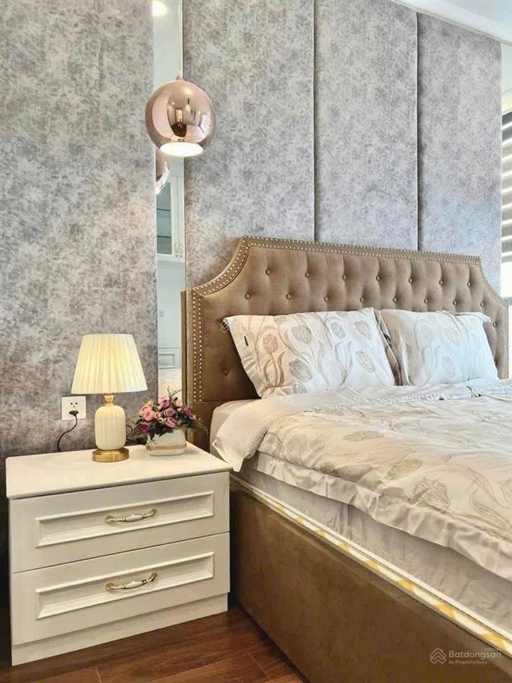 Hạ giá bán gấp 3pn vinhomes central park, căn góc full nội thất xịn, view sông và city cực chill