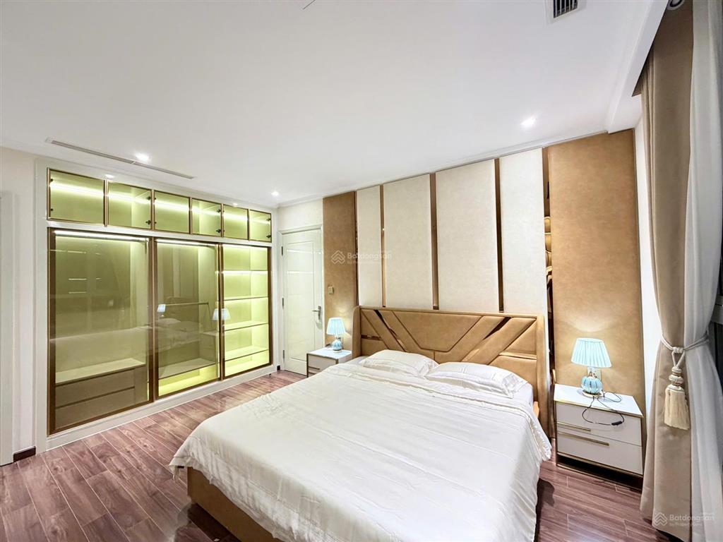 Giảm sâu bán 3pn rộng 119m2, vinhomes central park, full nội thất decor mới, view cực chill