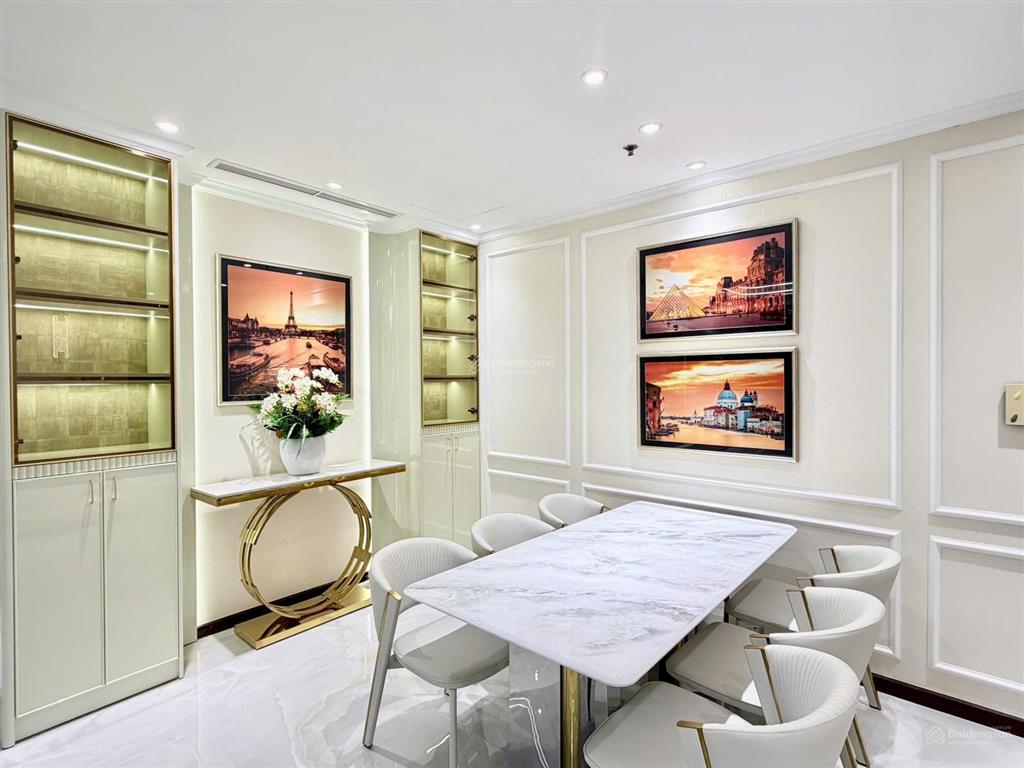 Giảm sâu bán 3pn rộng 119m2, vinhomes central park, full nội thất decor mới, view cực chill