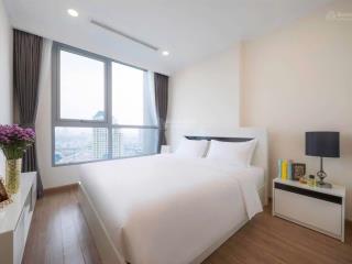 Hạ giá bán gấp 1 pn vinhomes central park full nội thất decor, view sông đẹp lung linh