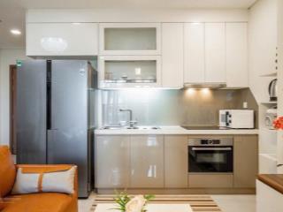 Cho thuê 1 pn landmark 81, full nội thất decor sang xịn, view xem bắn pháo hoa lung linh