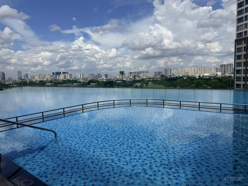Cho thuê 1 pn landmark 81, full nội thất decor sang xịn, view xem bắn pháo hoa lung linh