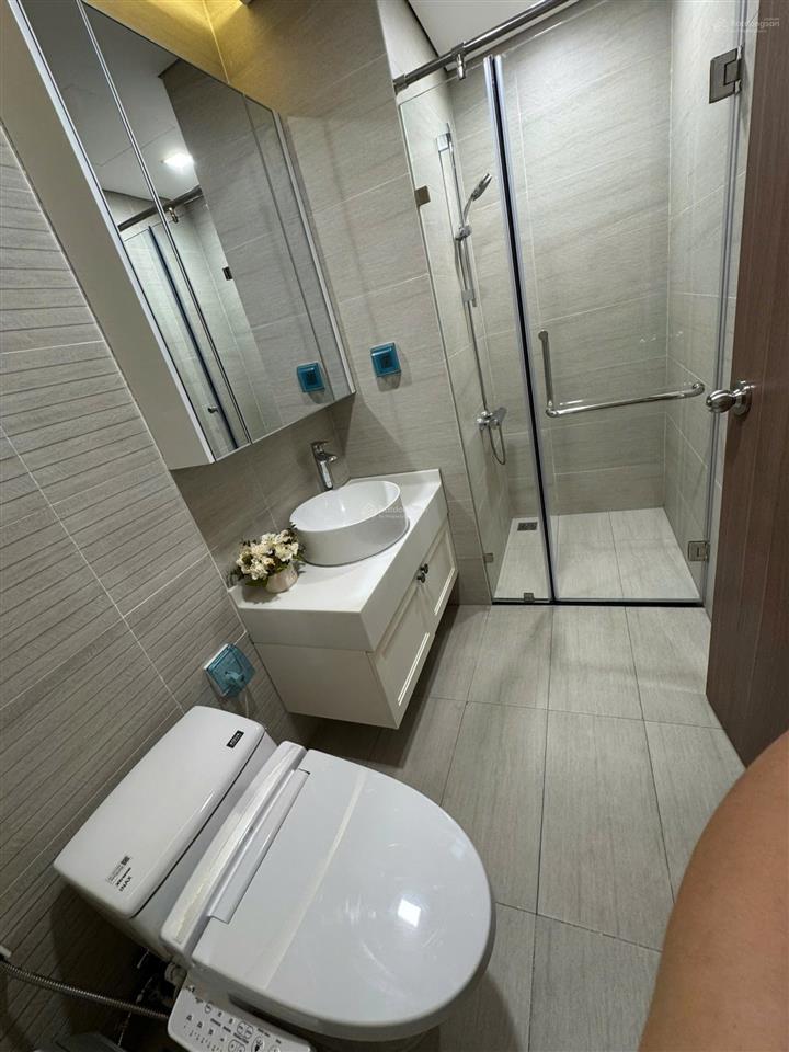 Hạ giá bán gấp 3pn khu park 3 vinhomes central park, full nội thất cao cấp view sông
