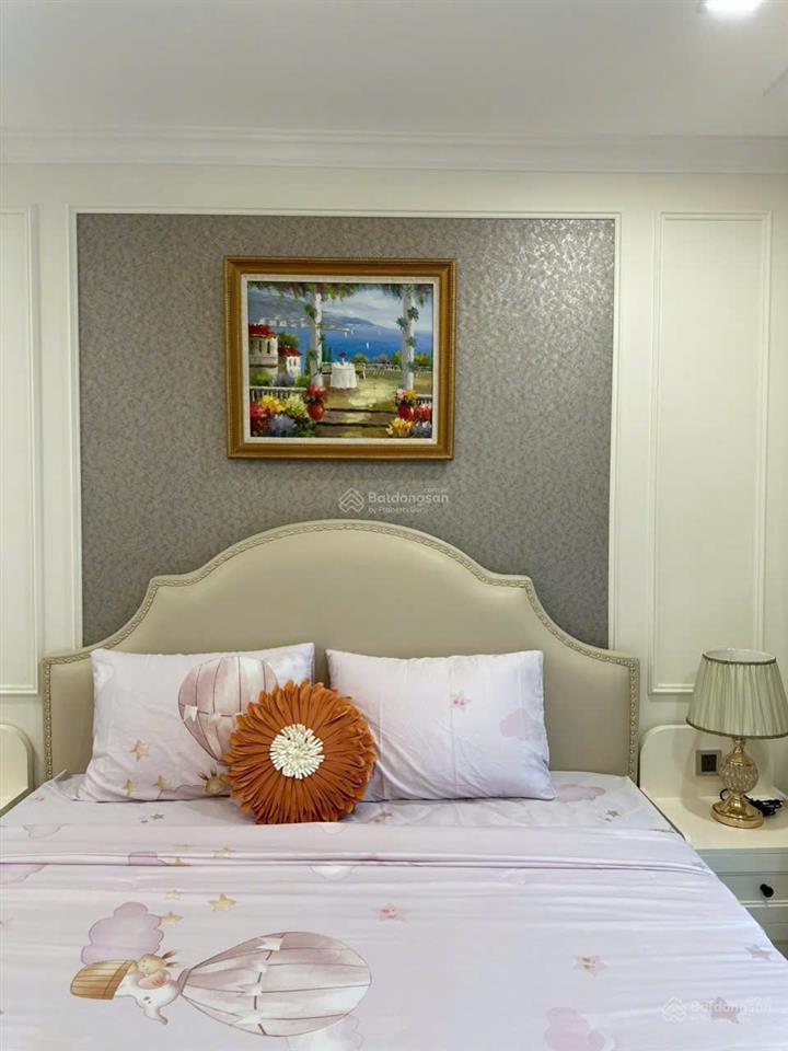 Hạ giá bán gấp 3pn khu park 3 vinhomes central park, full nội thất cao cấp view sông